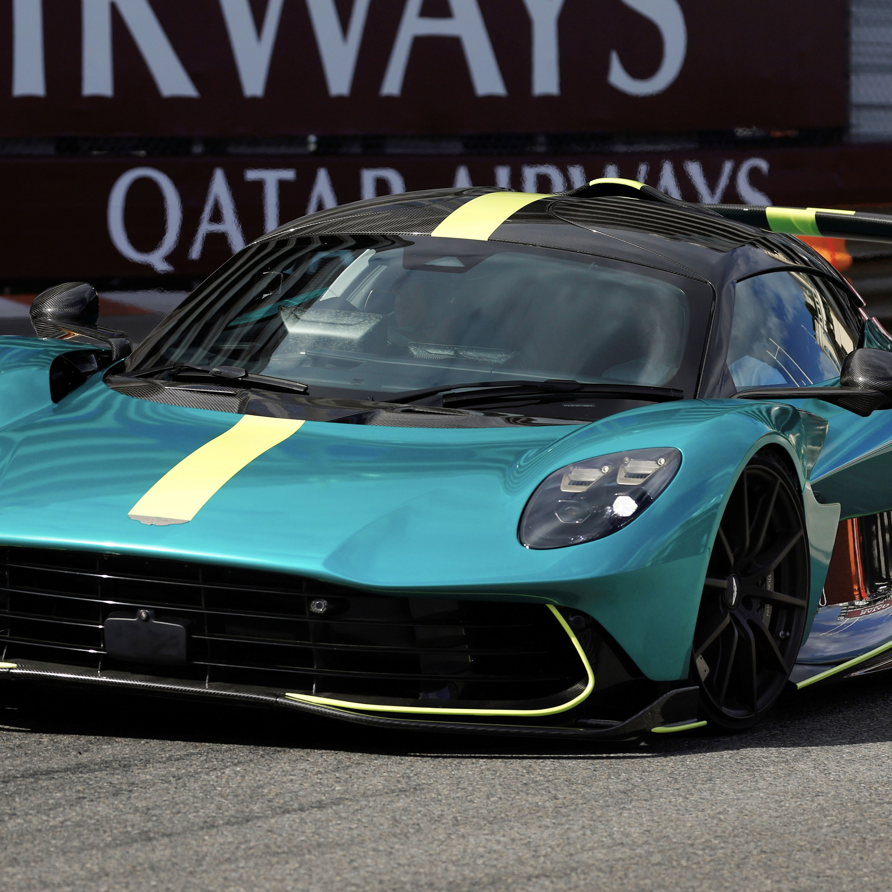 Aston Martin Valhalla - front